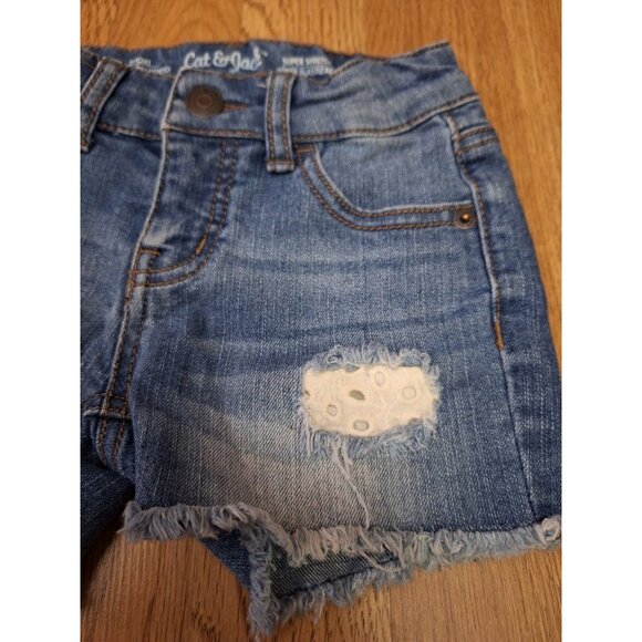 Cat & Jack Girls Super Stretch Raw Cut Distressed Denim Blue Jeans Shorts XS 4-5 - Picture 5 of 9